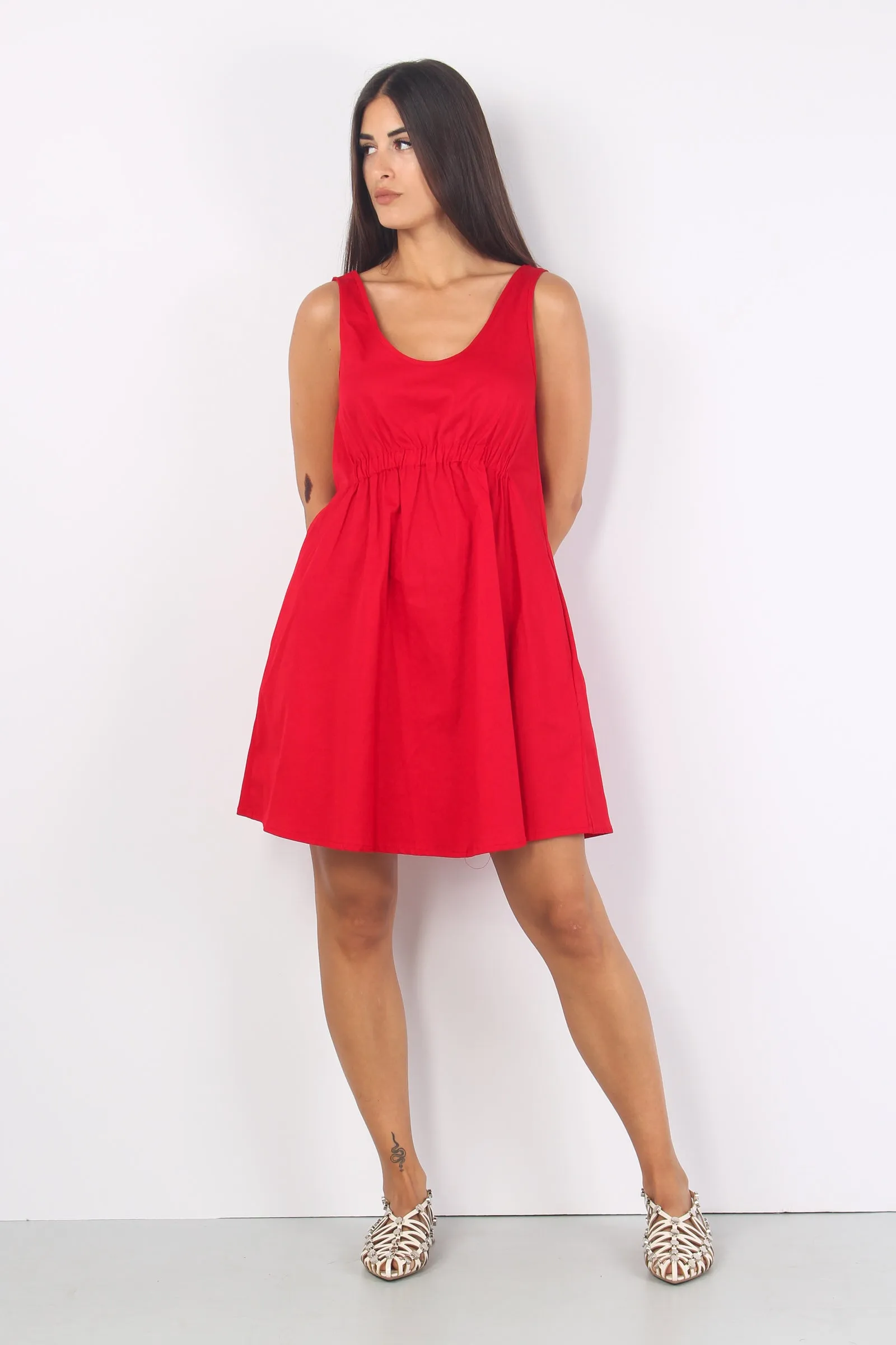 Abito Corto Arriccio Rosso
