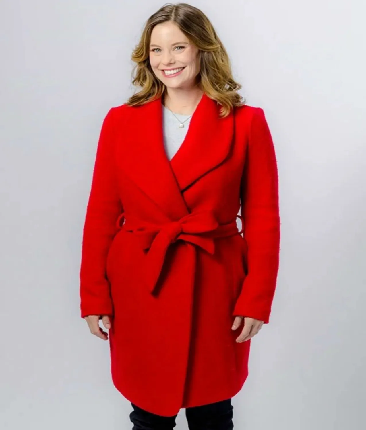 Christmas in Evergreen Ashley Williams Coat | Abbraci