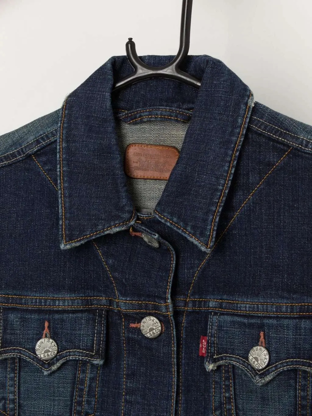 Women’s Levis sunset trucker jacket in indigo blue – XS / Small