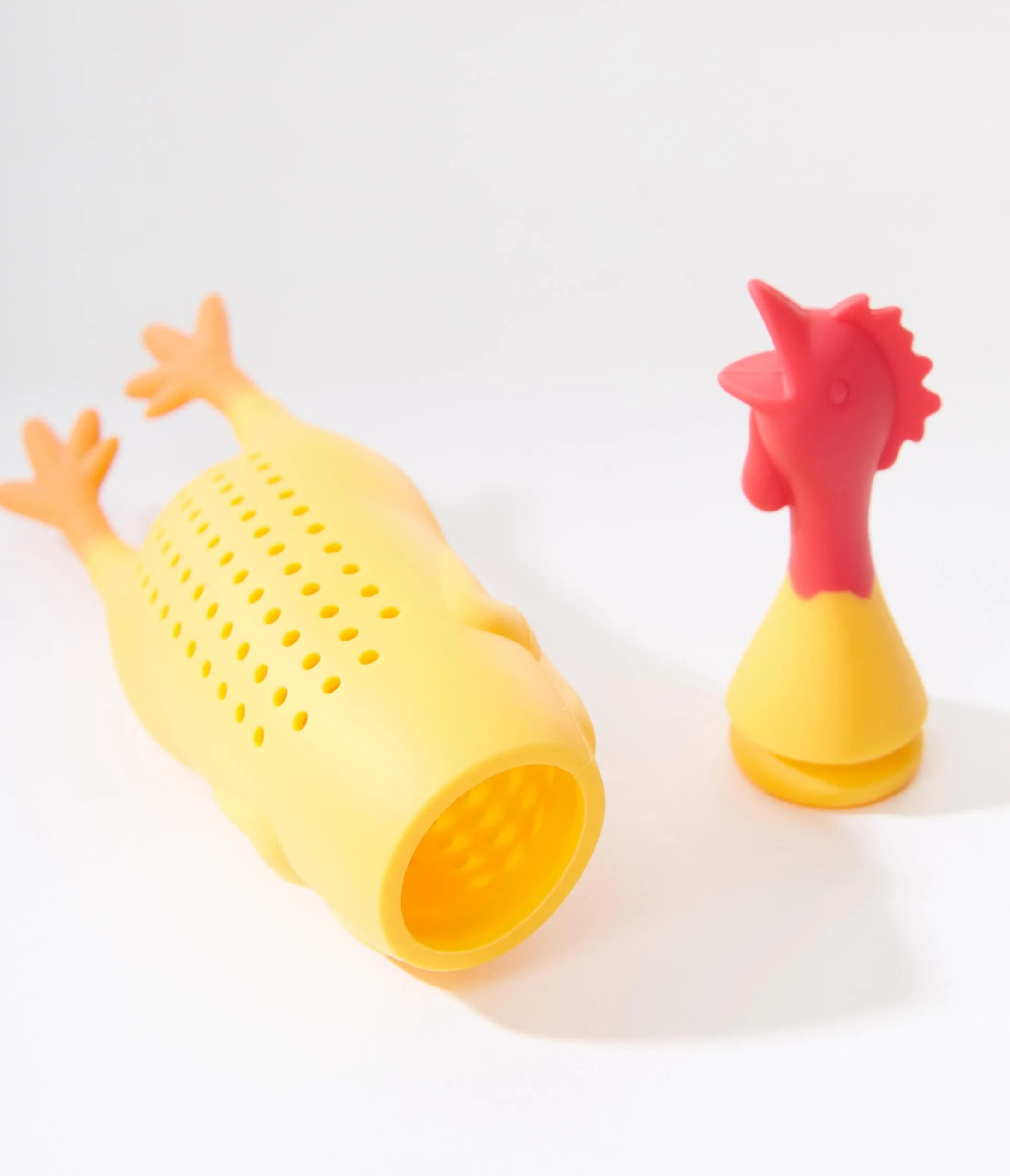 Yellow Le Crock Coq Chicken Herb Infuser